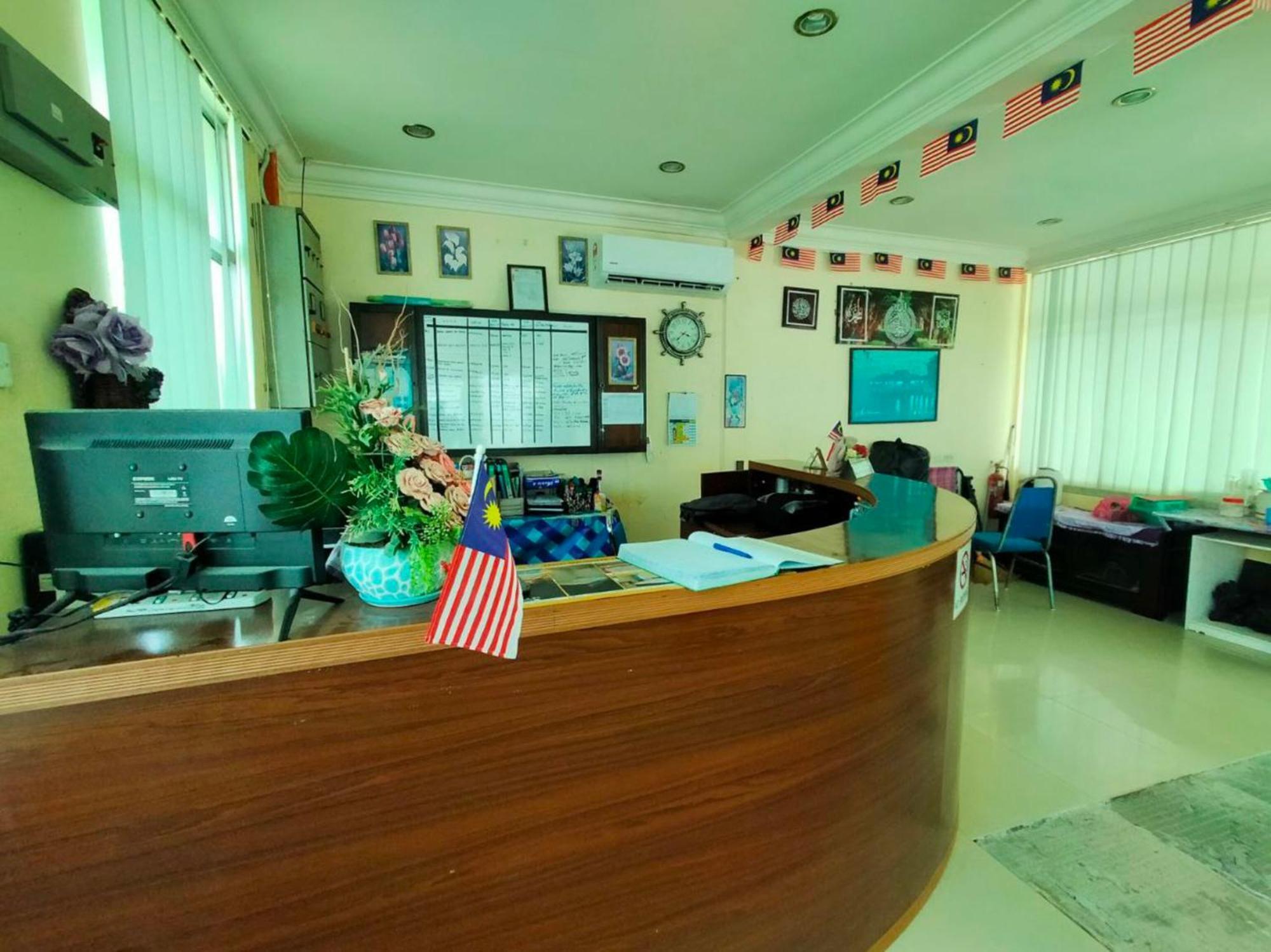 Capital O 91118 Chalet Seri Idaman Bayan Lepas Eksteriør bilde