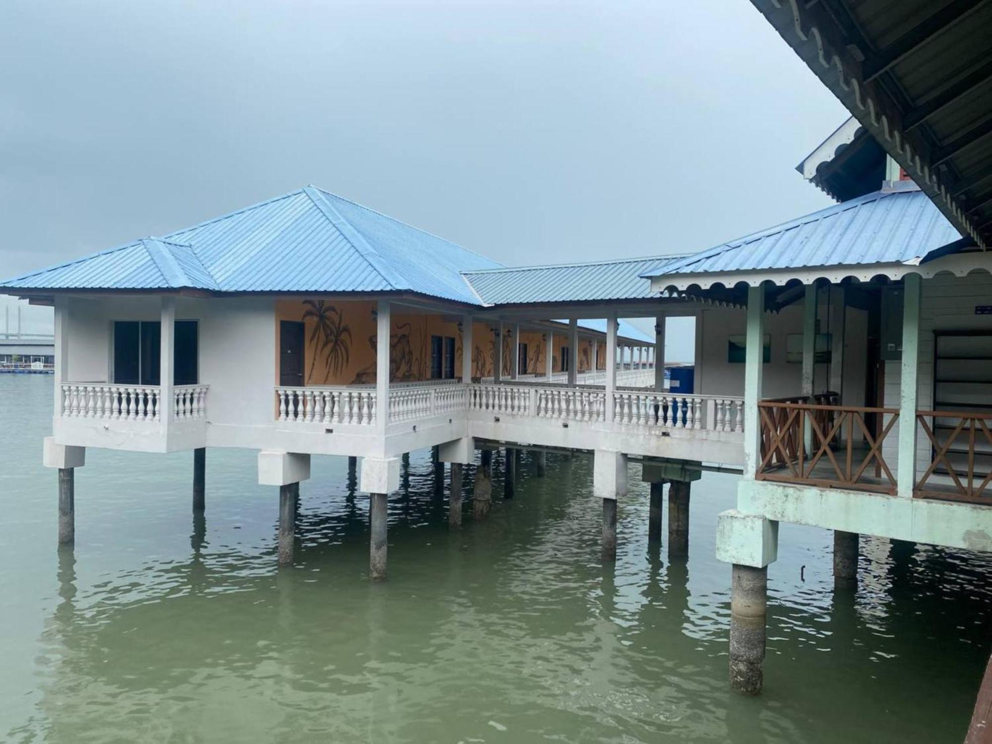 Capital O 91118 Chalet Seri Idaman Bayan Lepas Eksteriør bilde